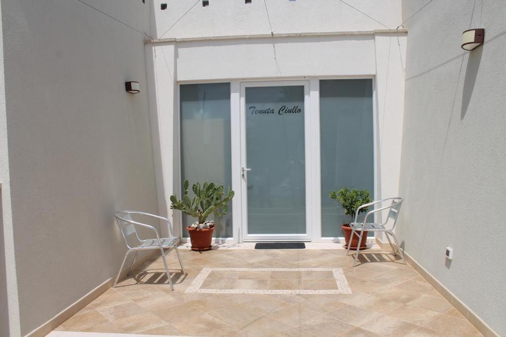 Tenuta Ciullo Marina Di Pescoluse Esterno foto